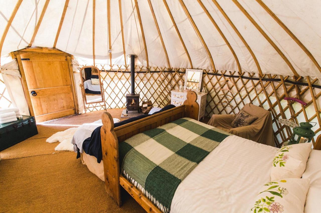 Rock Farm Slane - Glamping Hotel Bilik gambar