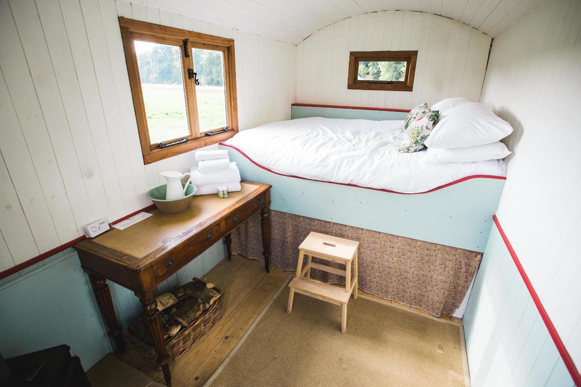 Rock Farm Slane - Glamping Hotel Bilik gambar