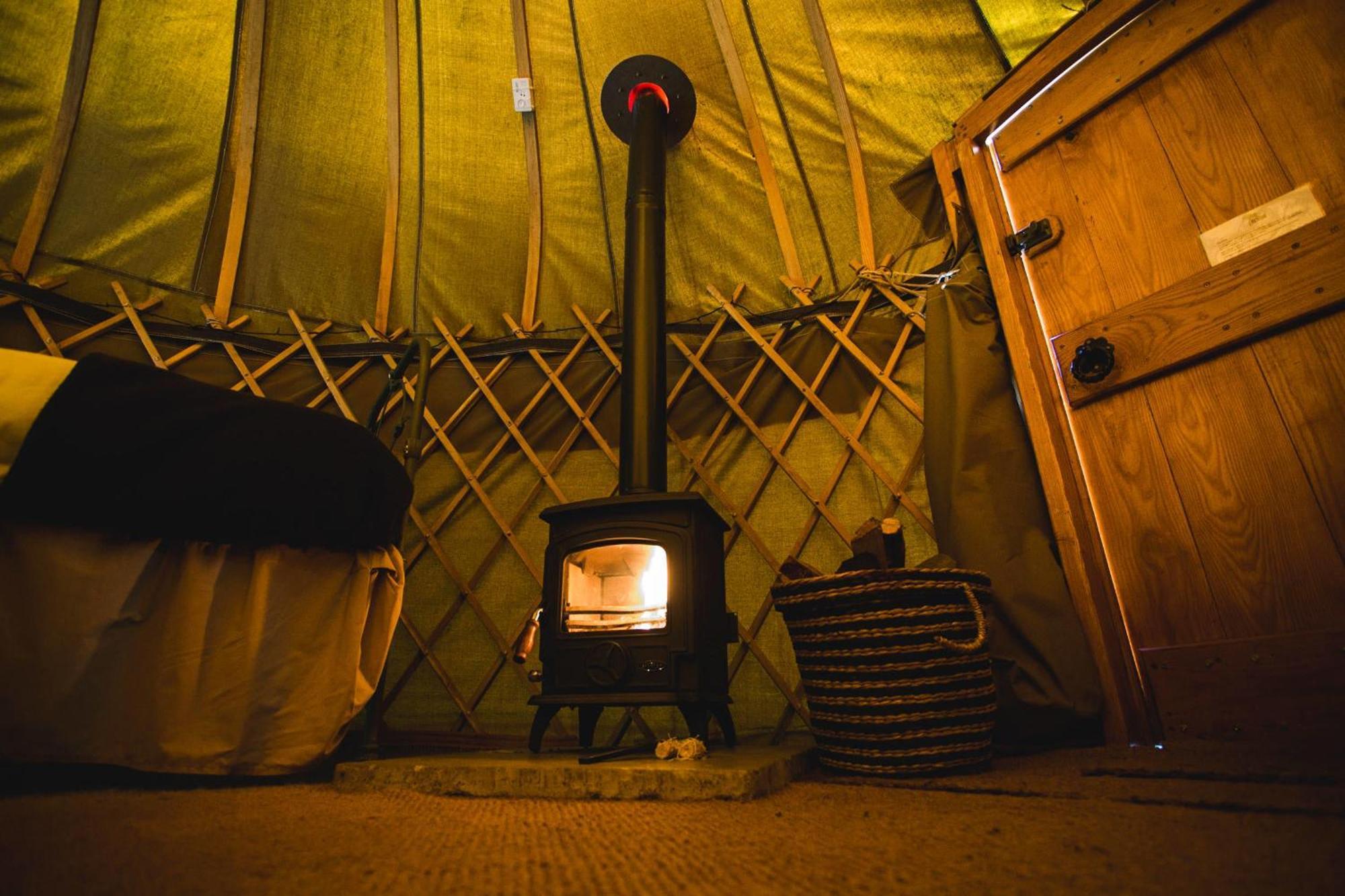 Rock Farm Slane - Glamping Hotel Bilik gambar