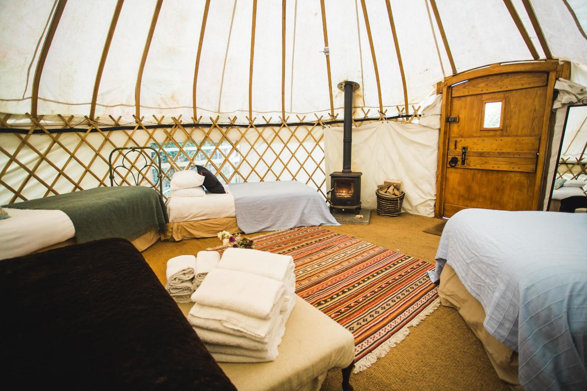 Rock Farm Slane - Glamping Hotel Bilik gambar