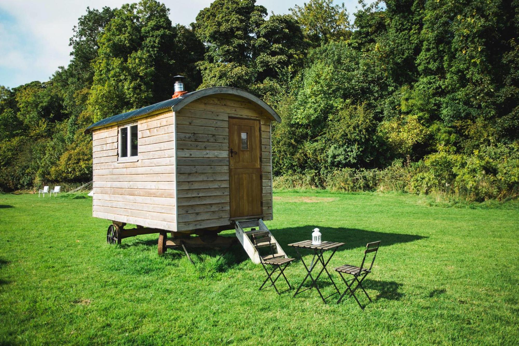 Rock Farm Slane - Glamping Hotel Bilik gambar